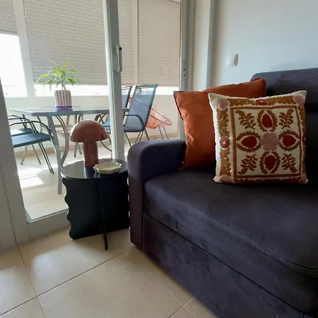 Sunny Algarve Retreat - Pool & 10 Min To